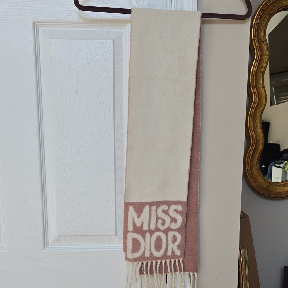 Miss Dior Graffiti ScarfIvory and Pink Cashmere